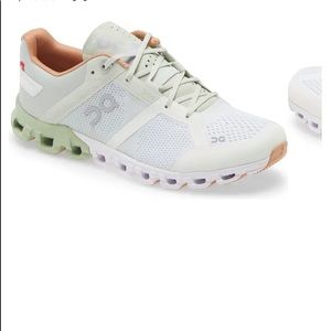 Cloudflow Running Shoe ON